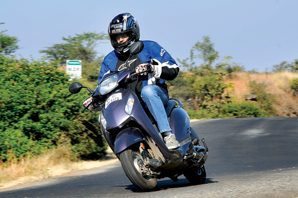 New Honda Activa-i vs TVS Jupiter comparison - Image 2